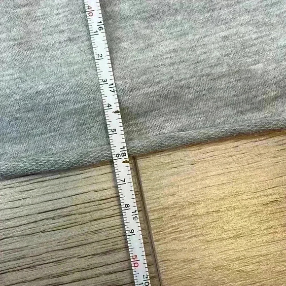 SHEIN Light Grey Cropped Hoodie Size M - Picture 8 of 9